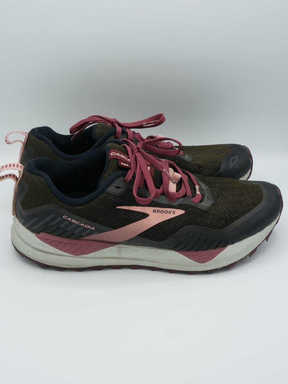 Brooks Cascadia 15 Women's Size 8.5 Olive Green Pink Trail Running Shoes - Picture 4 of 10